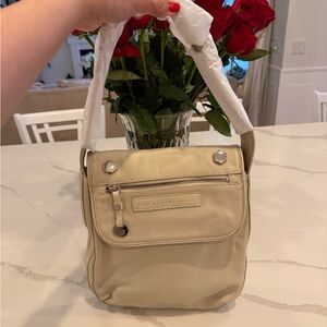 MARC by MARC JACOBS Beige Pebbled Leather Shoulder Bag Brand New